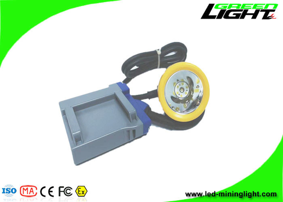 15000 لوكس 216 لومن LED كشافات قابلة لإعادة الشحن IP68 مقاومة للماء 16 ساعة طويلة الأمد