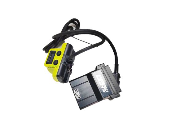 4.07 واط 14 أمبير مصباح تعدين LED سلكي IP68 مقاوم للماء 25000 لوكس مصباح قبعة تعدين مقاوم للصدمات مع شاشة OLED لمنجم الفحم والذهب والصخور