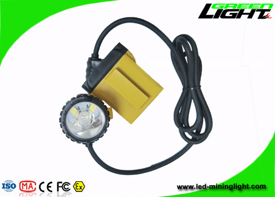 كشافات LED قابلة لإعادة الشحن عالية الكثافة مع حماية ماس كهربائى