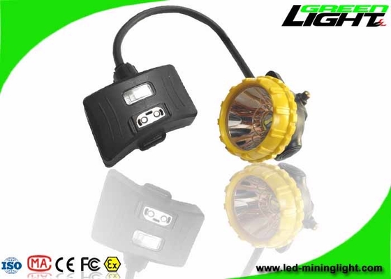 كشافات LED نصف سلكية قابلة لإعادة الشحن 15000 لوكس 6.8 أمبير سعة كبيرة IP68 1.7 واط