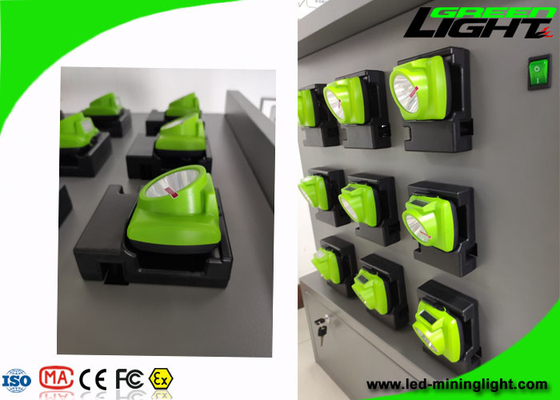 GLC-6 اللاسلكي كاب أدى كشافات التعدين 110 V-240 V 18 وحدة شحن الرف