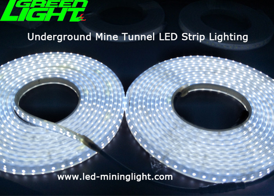 نفق تحت الأرض دافئ أبيض بقيادة قطاع أضواء مضادة للانفجار 60 LEDs سهلة التركيب