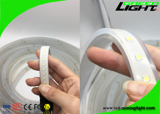 RGB SMD 5050 مقاوم للماء أضواء شريطية مرنة باردة بيضاء اللون Sillicone المواد