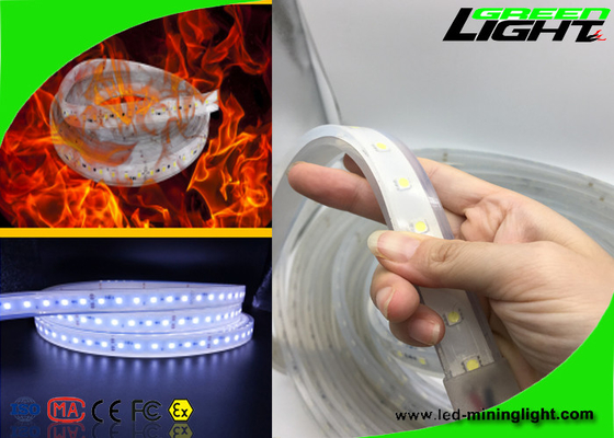 RGB SMD 5050 مقاوم للماء أضواء شريطية مرنة باردة بيضاء اللون Sillicone المواد