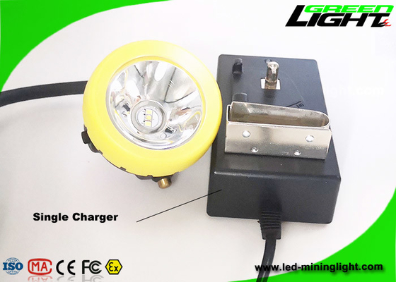 1.67W 7.8Ah مصباح LED سلكي بغطاء USB شحن IP68 أمان 216lum