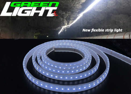 16W / M 2362Lum LED أضواء شريطية مرنة SMD5050 110-230VAC